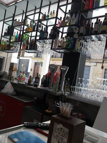 Bar La Plaza
